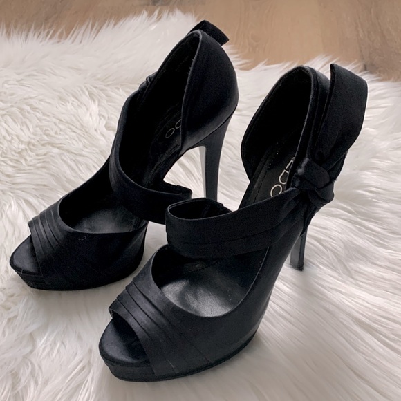 NWOT Aldo Satin Heels - Picture 2 of 6